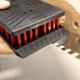 SOLID – Brosse de nettoyage pour peignes à colle